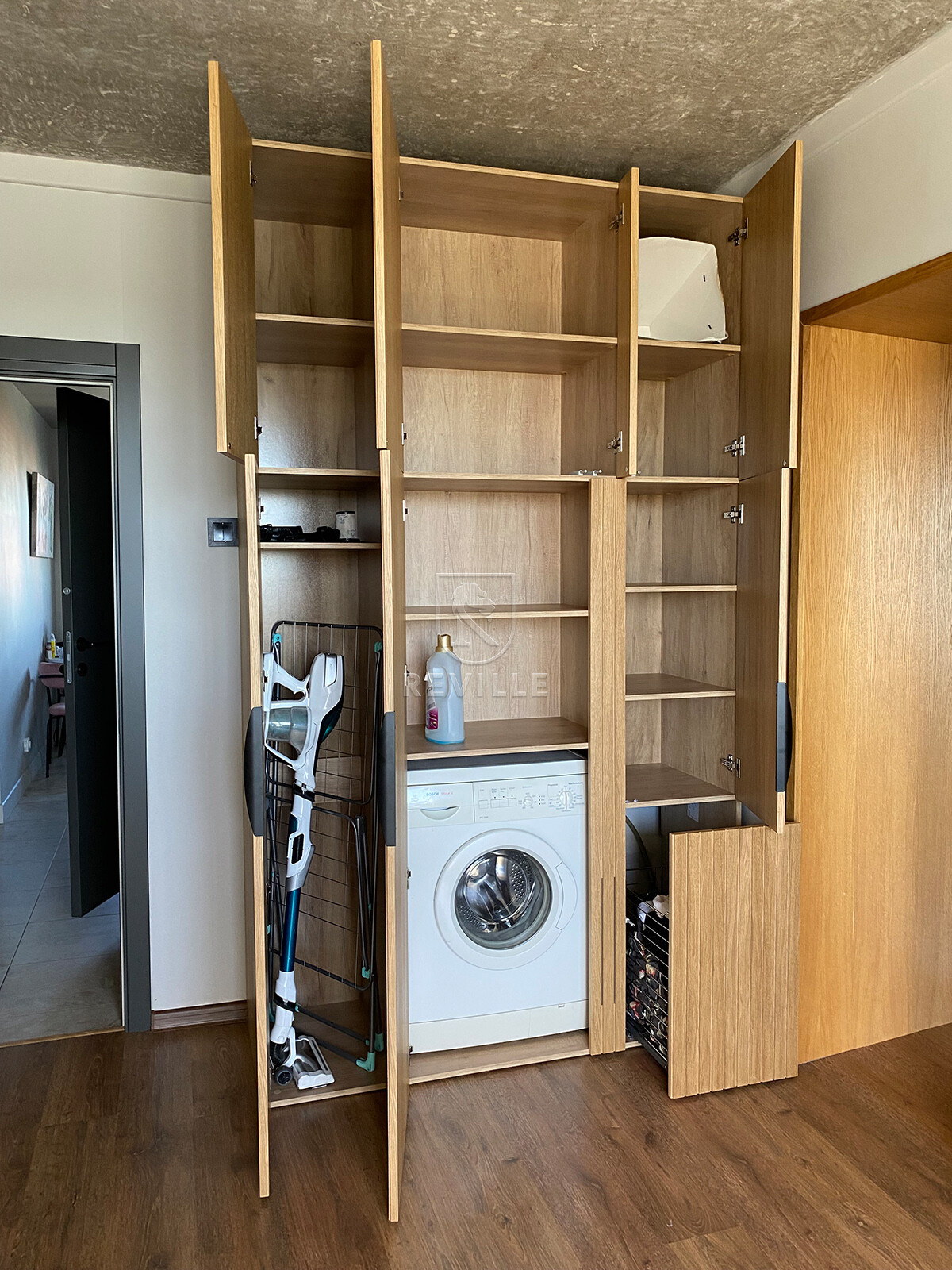 Индивидуальная планировка шкафа внутри