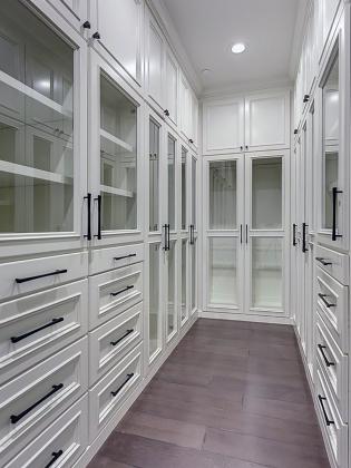 Классическая гардеробная Molina