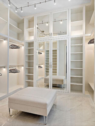 Классическая гардеробная Сория